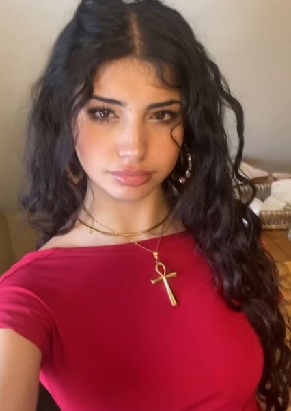 Sarahli Hadjih