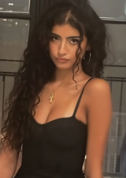 Sarahli Hadjih photo