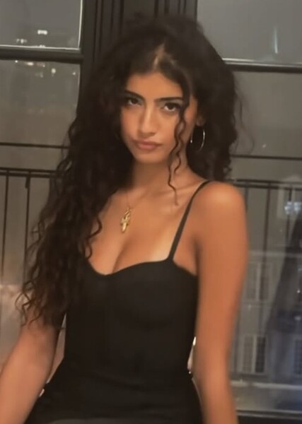 Sarahli Hadjih photo
