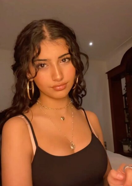 Sarahli Hadjih photo