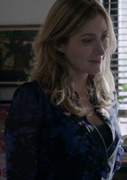 Sasha Alexander photo
