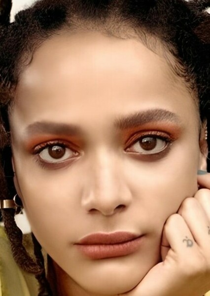 Sasha Lane photo