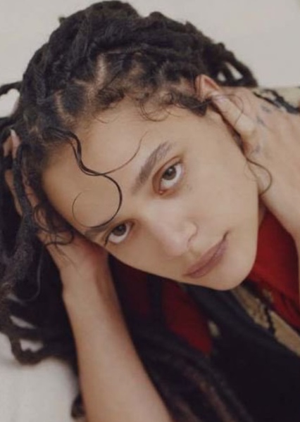 Sasha Lane photo