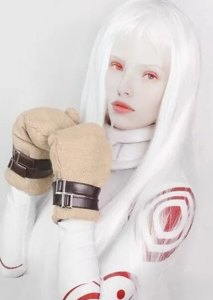 Sasha Luss photo
