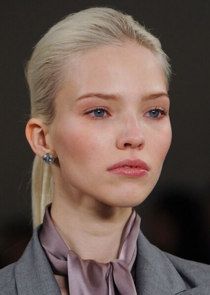 Sasha Luss