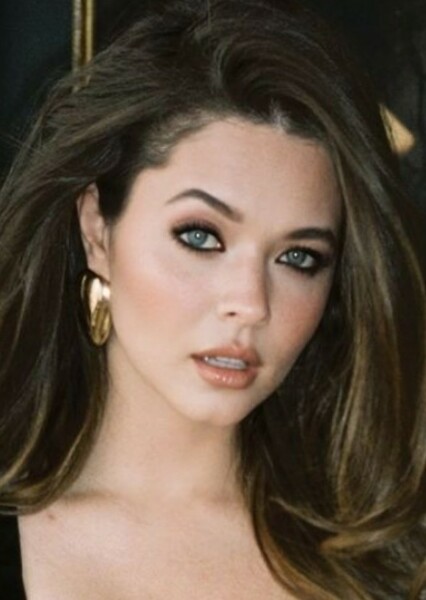 Sasha Pieterse photo