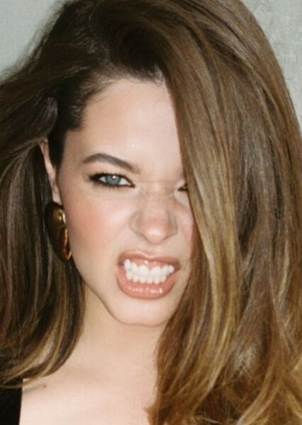 Sasha Pieterse photo