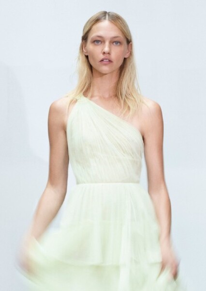 Sasha Pivovarova photo