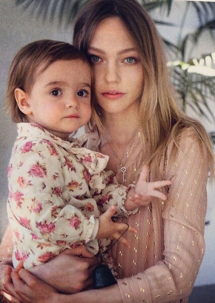 Sasha Pivovarova photo