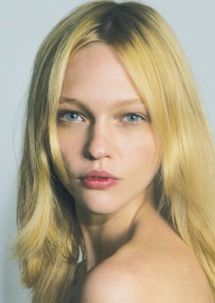 Sasha Pivovarova photo