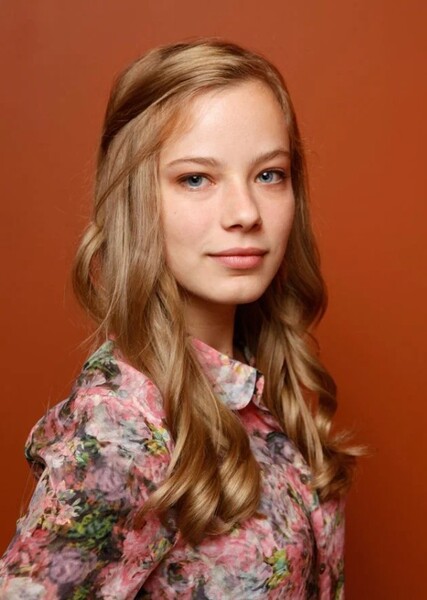 Saskia Rosendahl photo