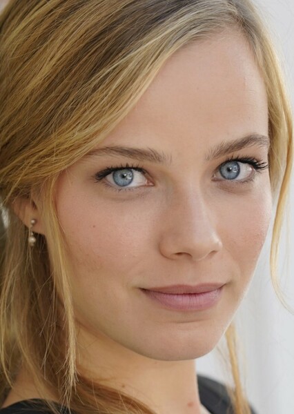 Saskia Rosendahl photo