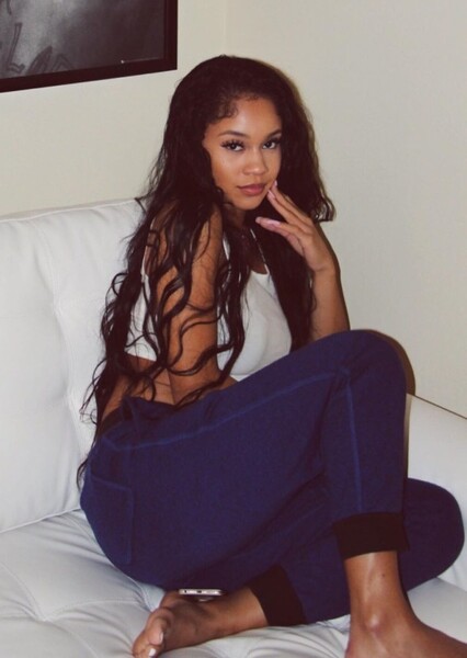 Saweetie photo