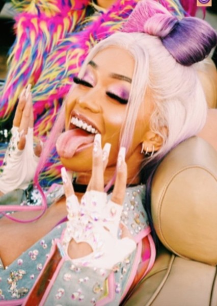 Saweetie photo