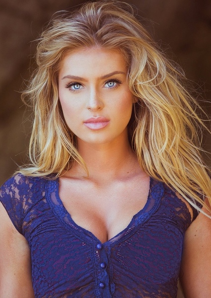 Saxon Sharbino photo