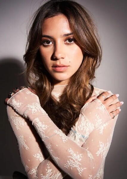 Scarlett Estevez photo