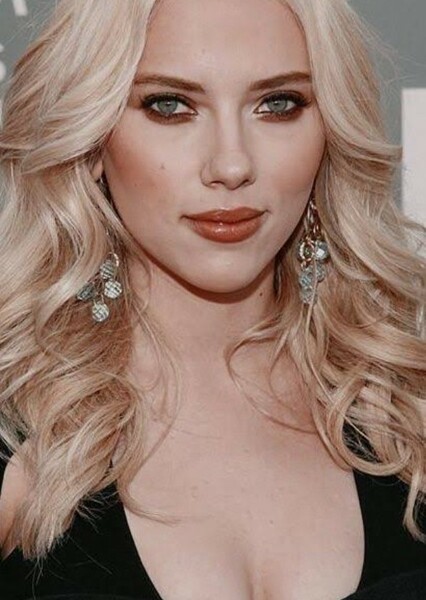 Scarlett Johansson photo