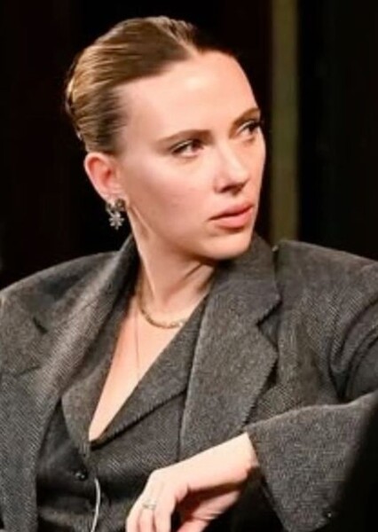 Scarlett Johansson photo
