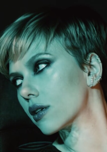 Scarlett Johansson photo