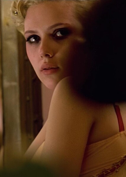 Scarlett Johansson photo