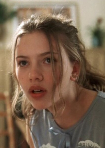 Scarlett Johansson photo