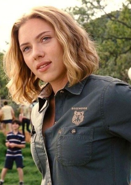 Scarlett Johansson photo
