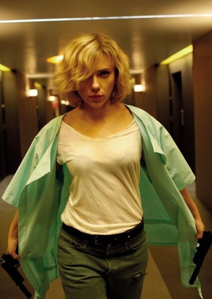 Scarlett Johansson photo
