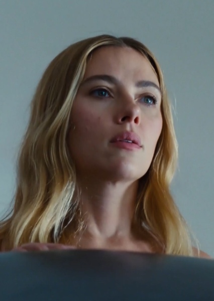 Scarlett Johansson photo