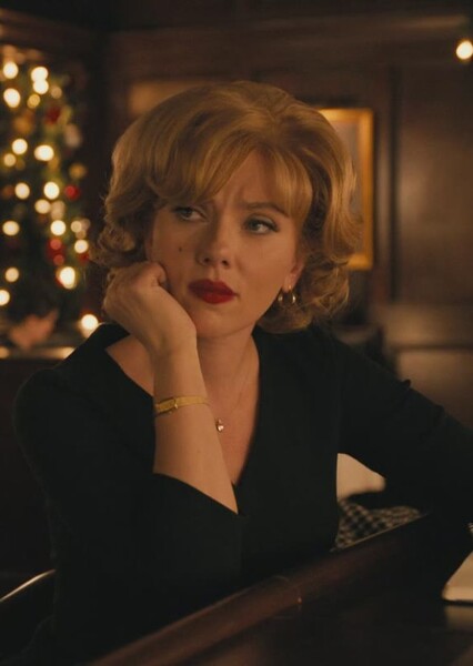 Scarlett Johansson photo