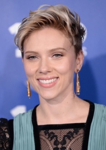 Scarlett Johansson photo