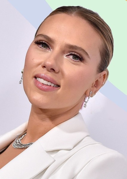 Scarlett Johansson photo