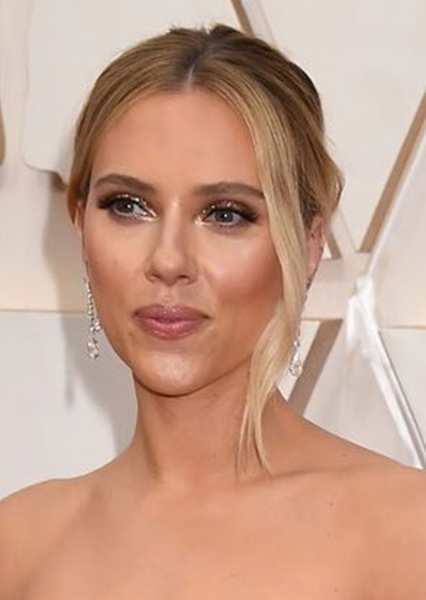 Scarlett Johansson photo