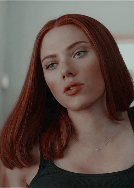 Scarlett Johansson photo