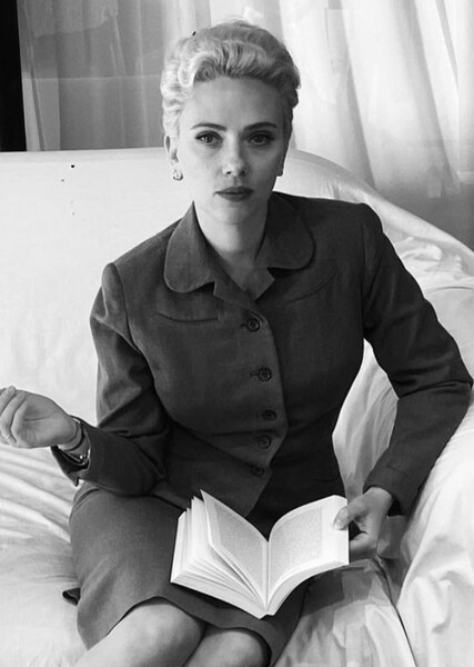 Scarlett Johansson photo