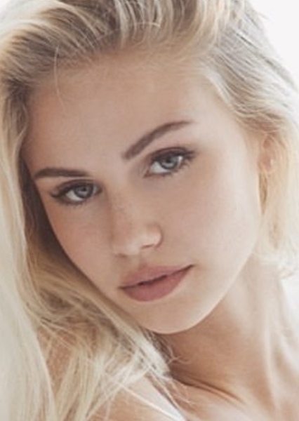 Scarlett Leithold photo
