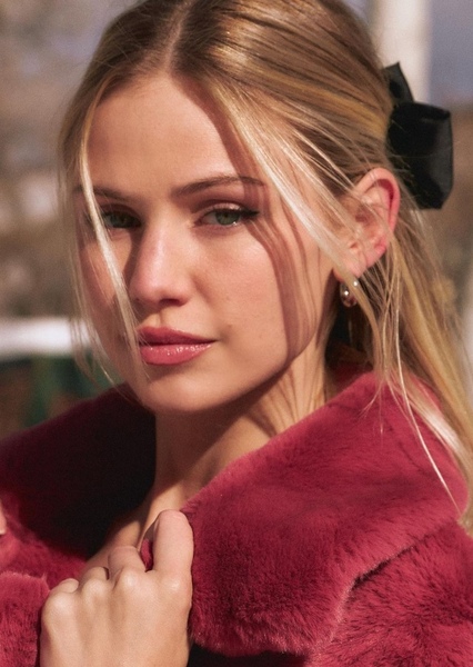 Scarlett Leithold photo