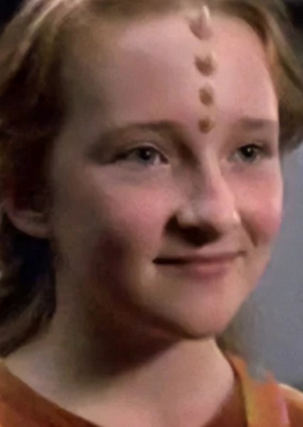Scarlett Pomers
