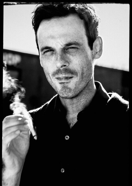 Scoot McNairy photo