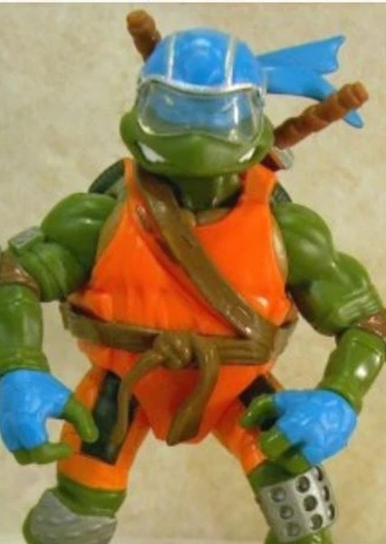 Scootin' Leo (TMNT 2003)