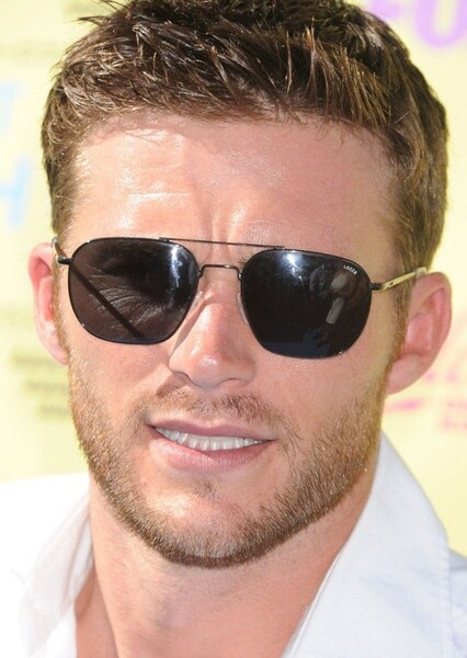 Scott Eastwood photo
