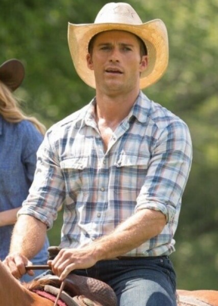 Scott Eastwood photo