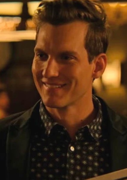Scott Michael Foster photo