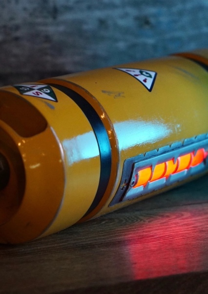 Scream/Laugh Canister