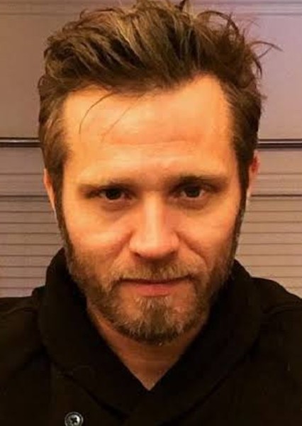Seamus Dever photo