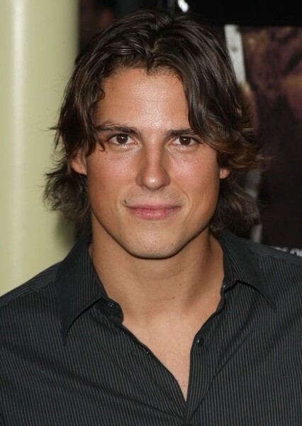 Sean Faris photo