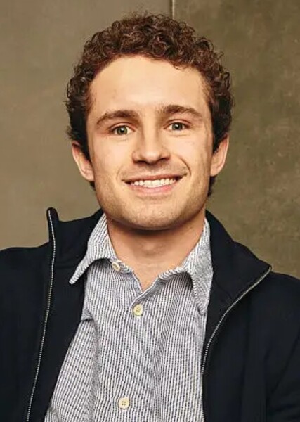 Sean Giambrone photo