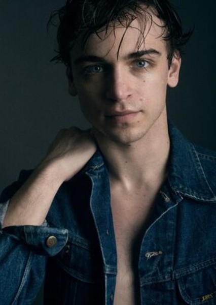 Sean Grandillo photo