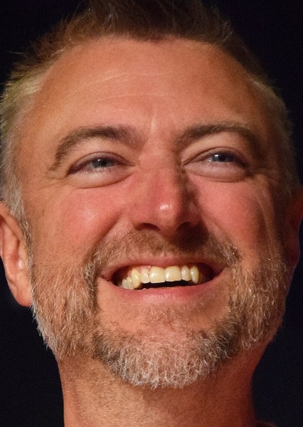 Sean Gunn photo