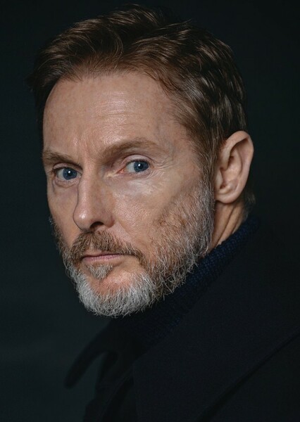 Sean Harris photo