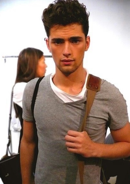 Sean O'Pry photo